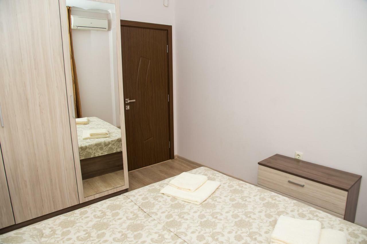Apart Lev Ravda Exterior photo