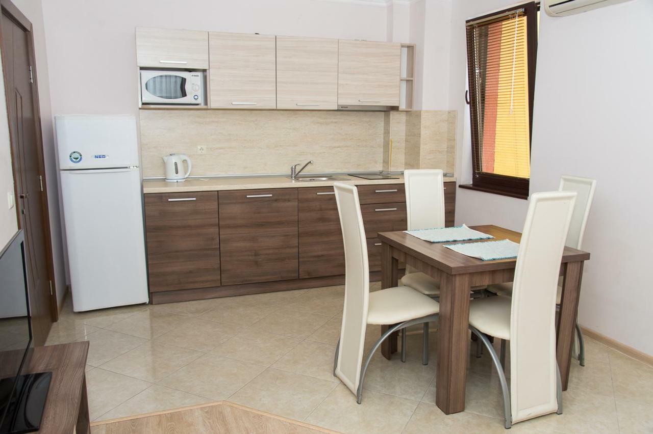 Apart Lev Ravda Exterior photo