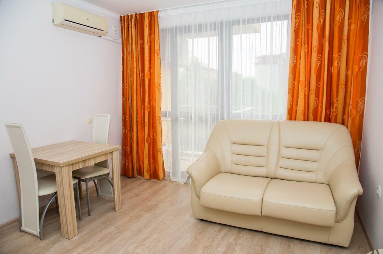 Apart Lev Ravda Exterior photo