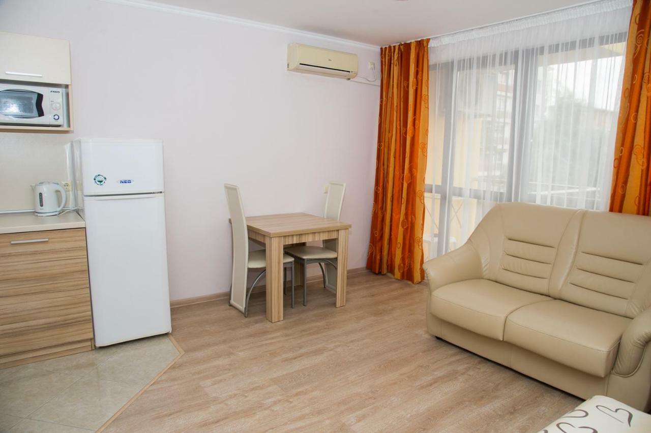 Apart Lev Ravda Exterior photo