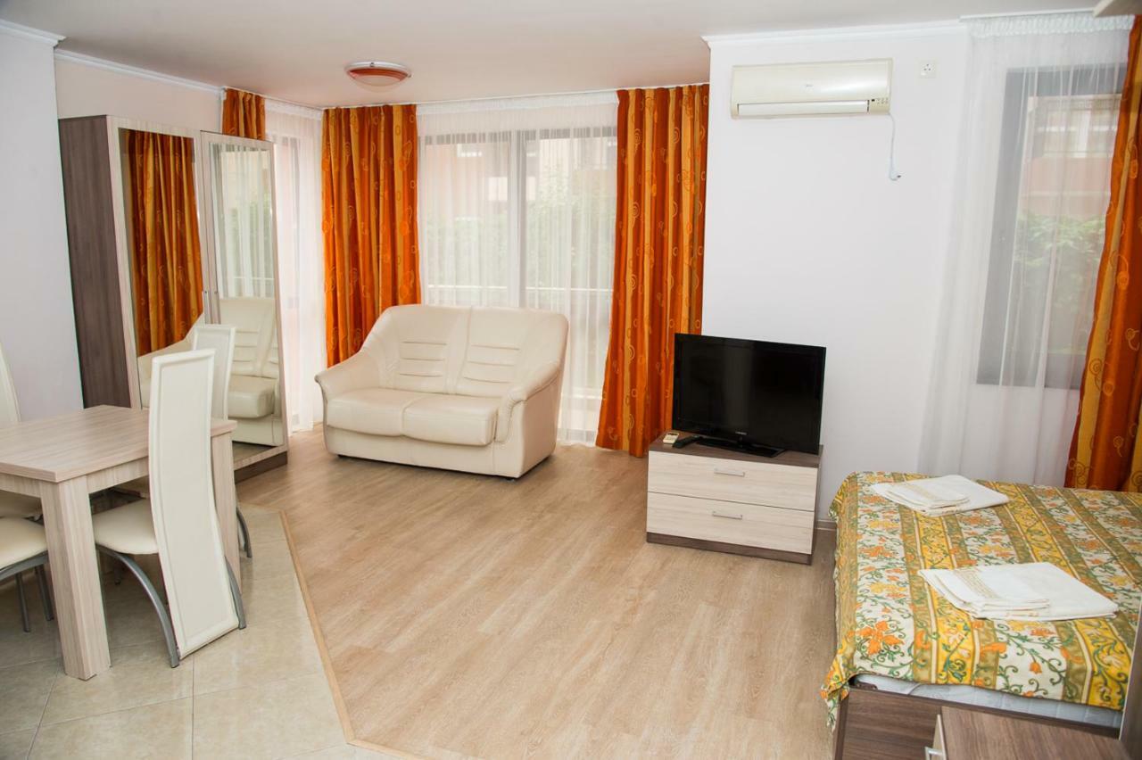 Apart Lev Ravda Exterior photo