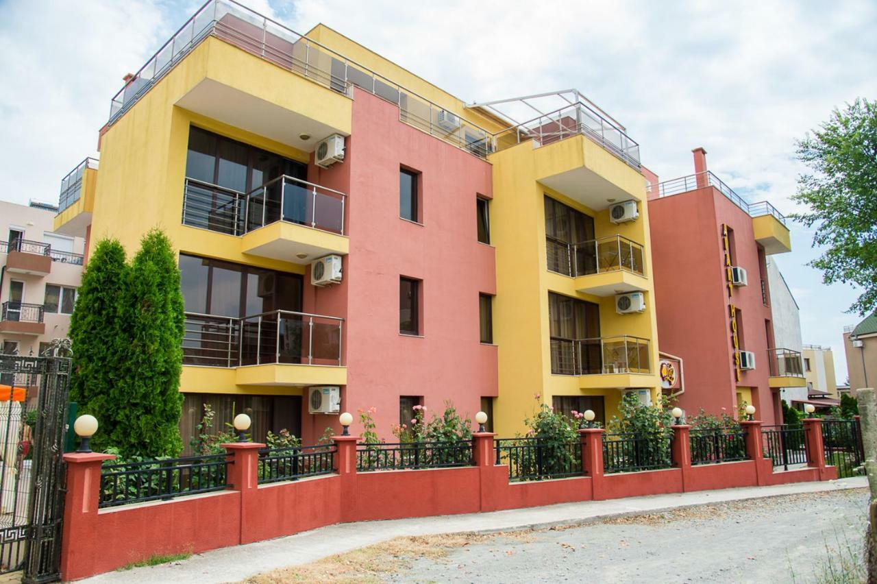 Apart Lev Ravda Exterior photo